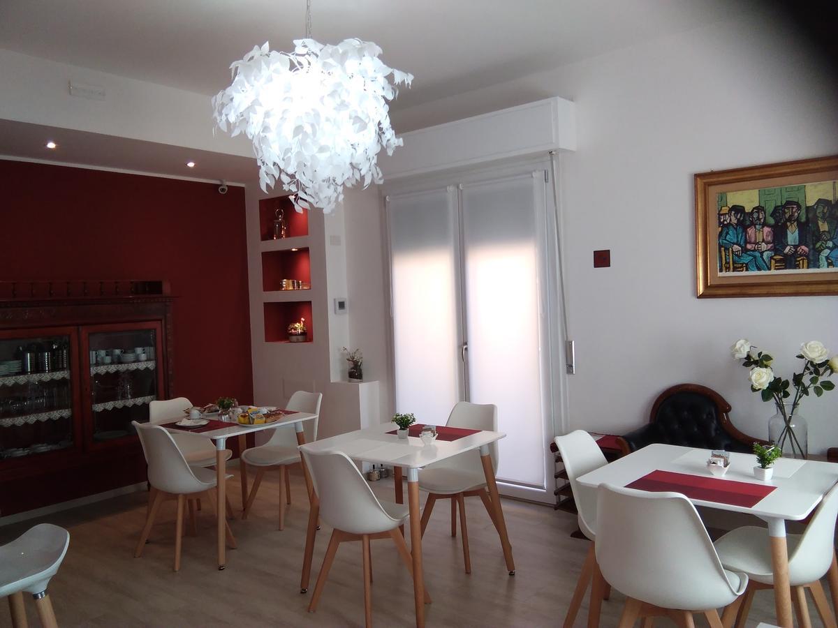 La Casa Di Atena 사사리 외부 사진